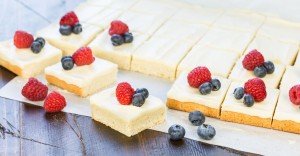 Cookie bars with cream cheese frosting