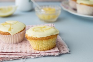 Lemon Curd Cupcakes