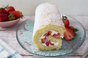 Swiss Roll with Strawberries & Cream