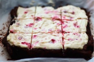 Valentines Raspberry Cheesecake Brownies