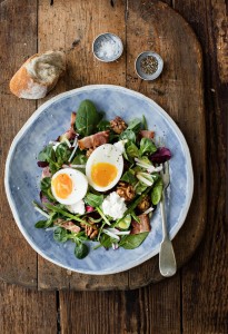 Goats’ Cheese, Bacon and Egg Salad with Walnuts