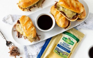 Slow Cooker French Dip Sandwiches